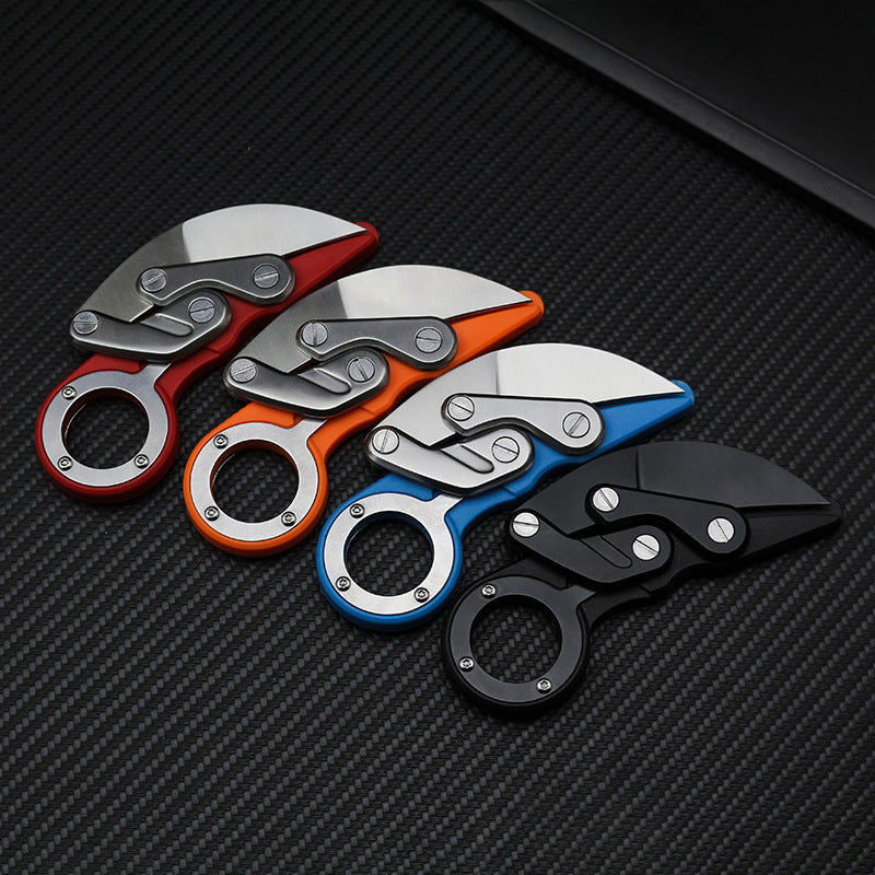 Unleash Adventure: Ultimate Outdoor Claw Knife