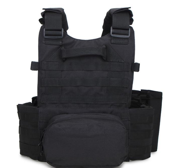 Ultimate Tactical Action Vest - Gear Up Now!
