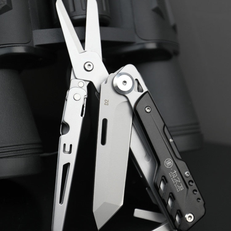 Ultimate Adventure Folding Knife - Versatile & Durable
