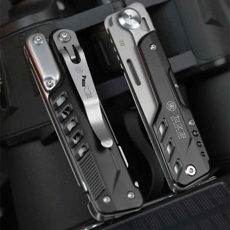 Ultimate Adventure Folding Knife - Versatile & Durable