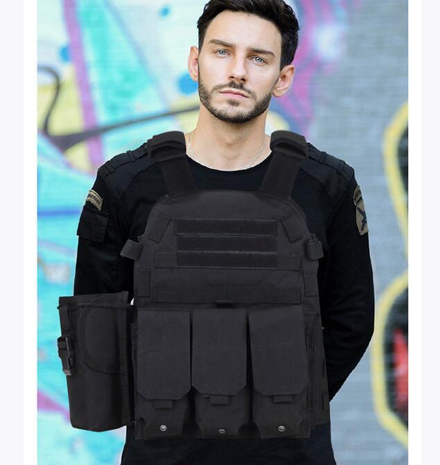 Ultimate Tactical Action Vest - Gear Up Now!
