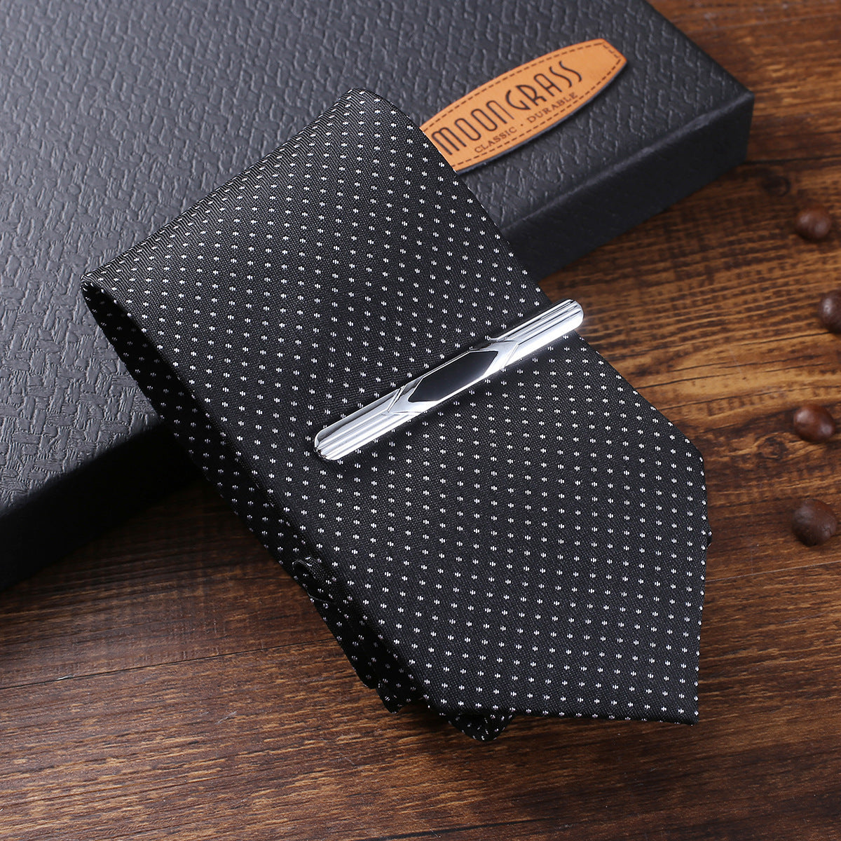 Ultimate Men's Gift Set: Watch, Wallet & More!