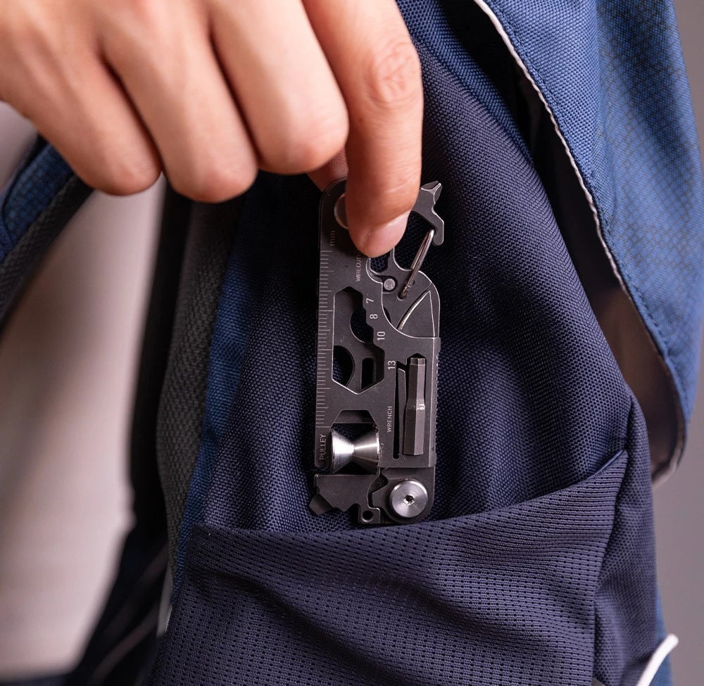 Ultimate 30-in-1 Survival Tool – Unlock Adventure!