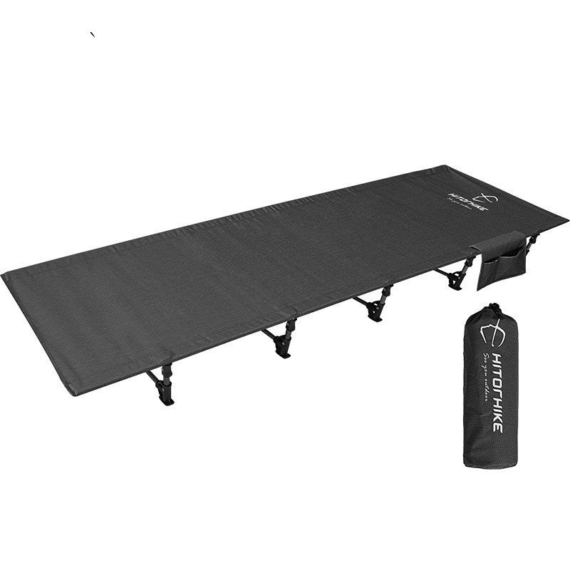 Cama de camping portátil lista para la aventura