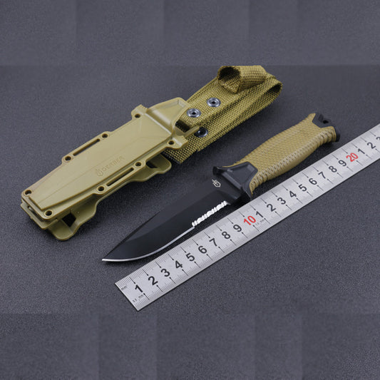 Ultimate Adventure Survival Knife