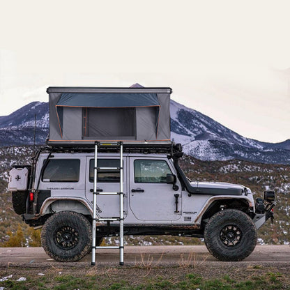 Adventure-Ready Car Roof Tent - Aluminum Secure