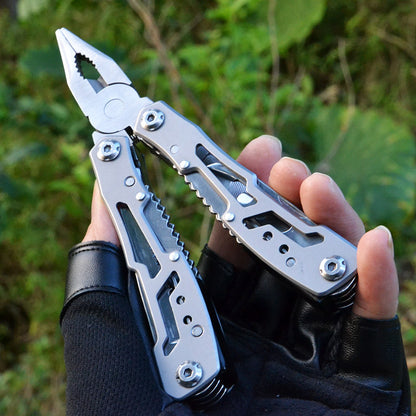 Alicates de aventura Ultimate All-Steel